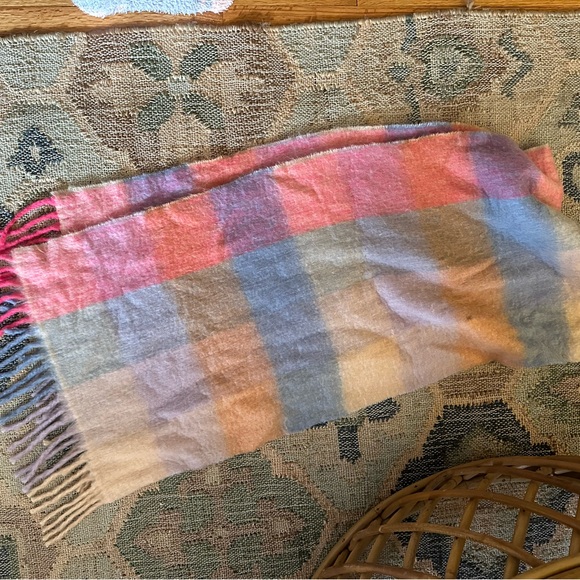 NWT Brushed Pastel Plaid Scarf | Madewell - Picture 4 of 6
